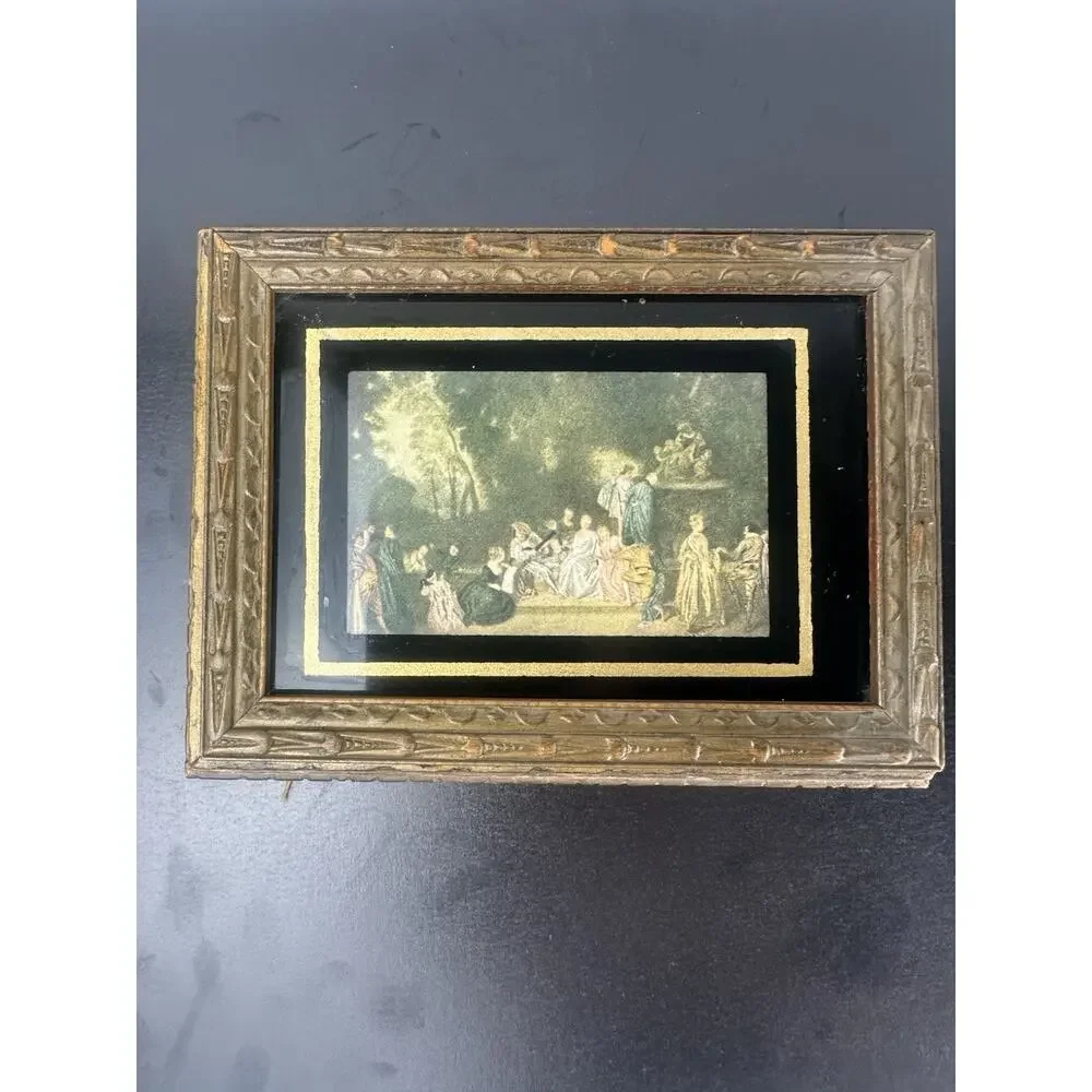 Jewelry Vanity Trinket Box Glass Top Victorian Scene Lid 1940's Antique